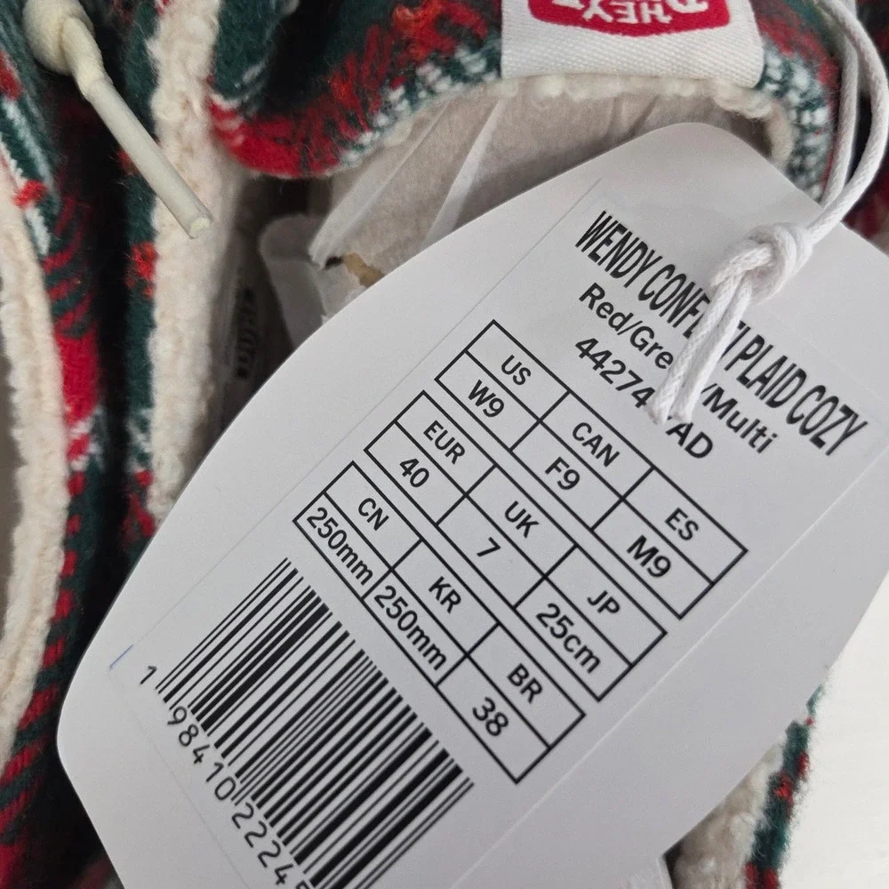 Hey Dude Wendy Plaid Loafers Womens 9 Red Green Cozy Christmas Slip On Shoes New